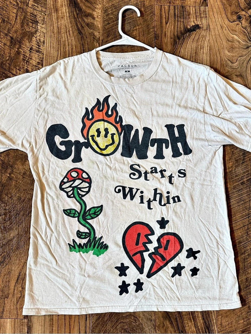 PACSUN Graphic Short Sleeve Tee Cream & Black Medium